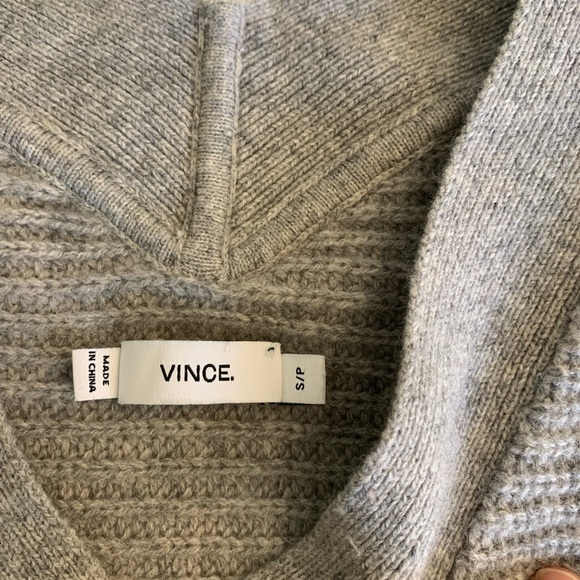 Vince,Traveling  Rib V Neck Sweater in
Heather Steel. Cashmere blend. - Picture 7 of 15